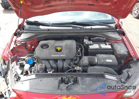 2017 Hyundai Elantra Se z USA, uszkodzony, nr VIN 5NPD74LF6HH193502